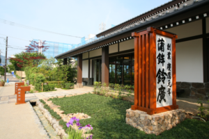 【宇都宮・佐野発着】箱根に眠るオリエント急行で洋食ランチを楽しみ箱根ラリック美術館見学3